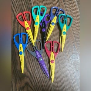 Lot of Special Edged Scissors